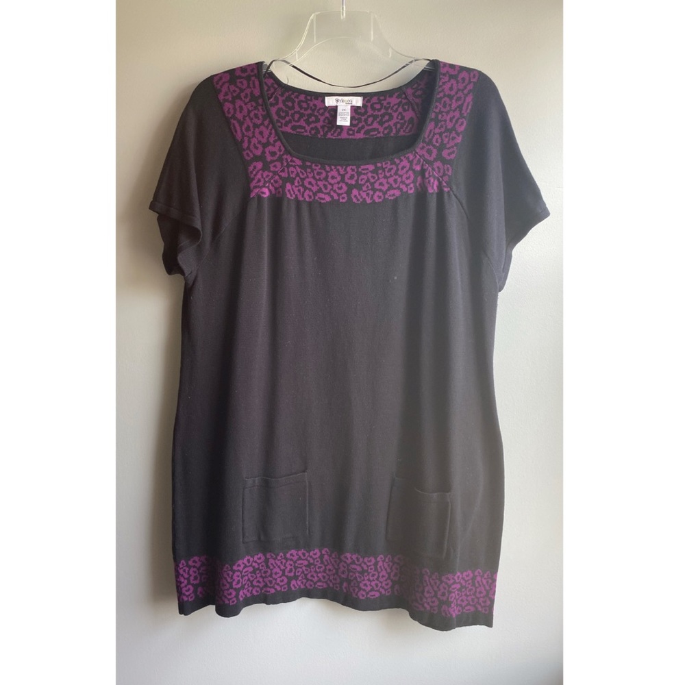 Style & Co/Black Sweater Tunic w/Animal Print - 2X